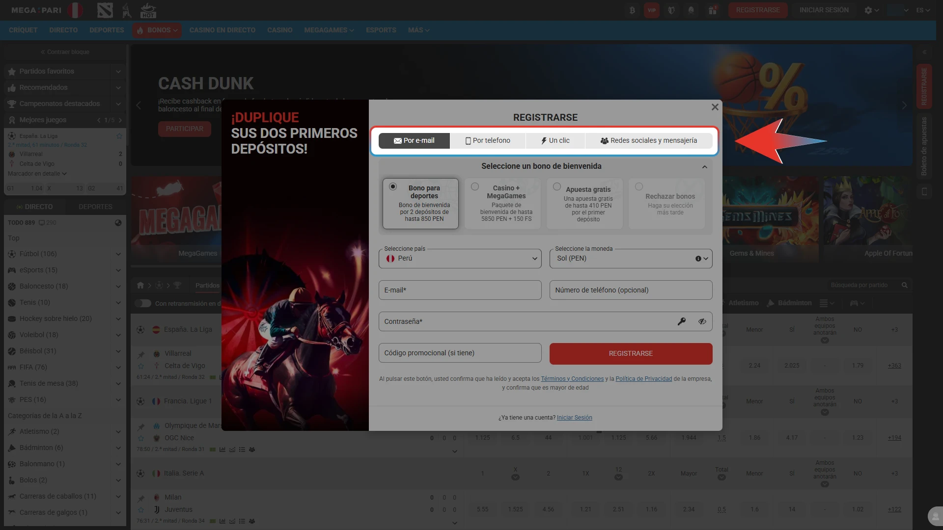 Selecciona tu opción preferida entre correo, teléfono o redes sociales para identificarte en Megapari.